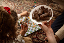 Load image into Gallery viewer, Walker&#39;s Milk Chocolate Coated Shortbread Fingers
